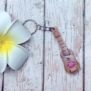 Caligirl Guitar Keychain